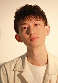 Юань Жо Хан (Yuan Ruo Hang)